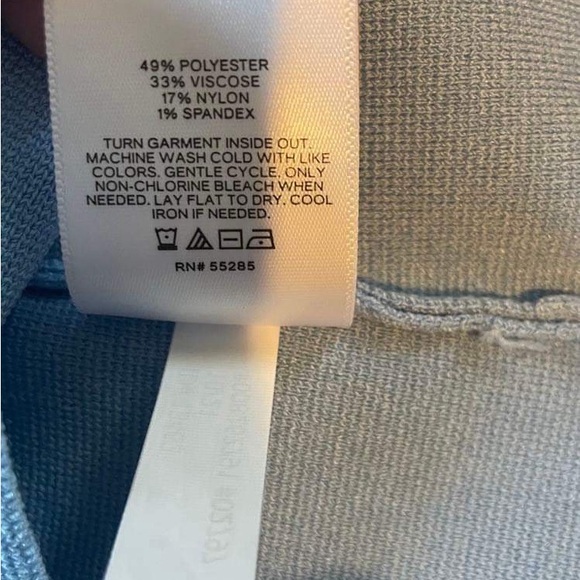 Express Sweetheart Cropped Sweater Cami - Picture 6 of 7